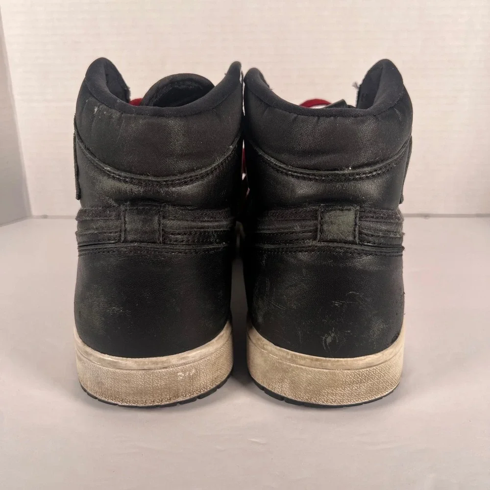 Nike Air Jordan 1 Retro High OG Black Satin Gym Red 555088-060 Mens Size 11.5